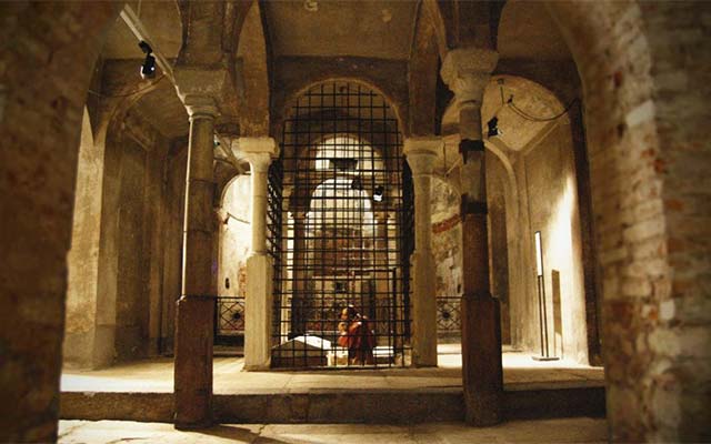 Crypt of San Sepolcro