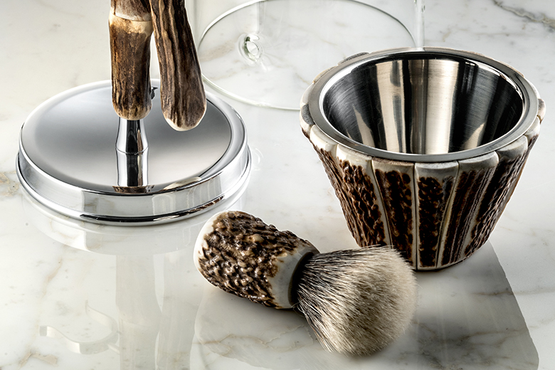 A precious horn shaving kit by Lorenzi Milano